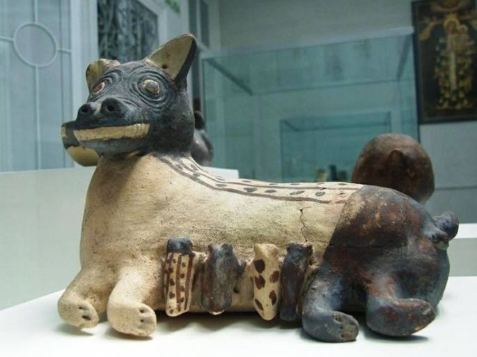 Pottery of Peruvian dog